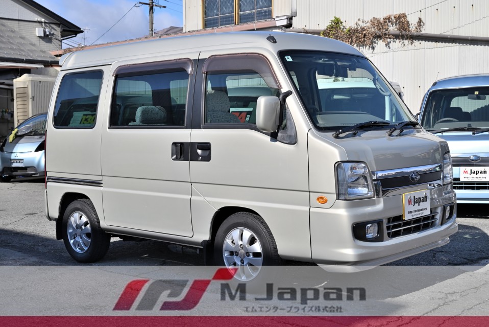 サンバーディアスワゴン スーパーチャージャー 4WD