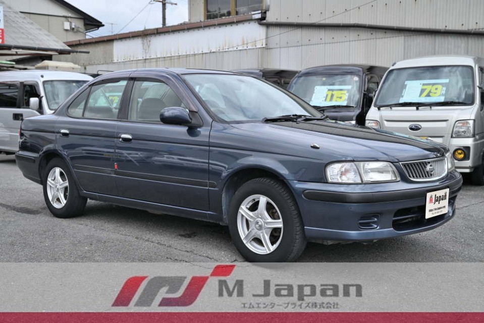 サニー 1500 スーパーサルーンG 5速ミッション車　