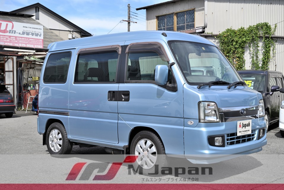 サンバーディアスワゴン　スーパーチャージャー　４WD　